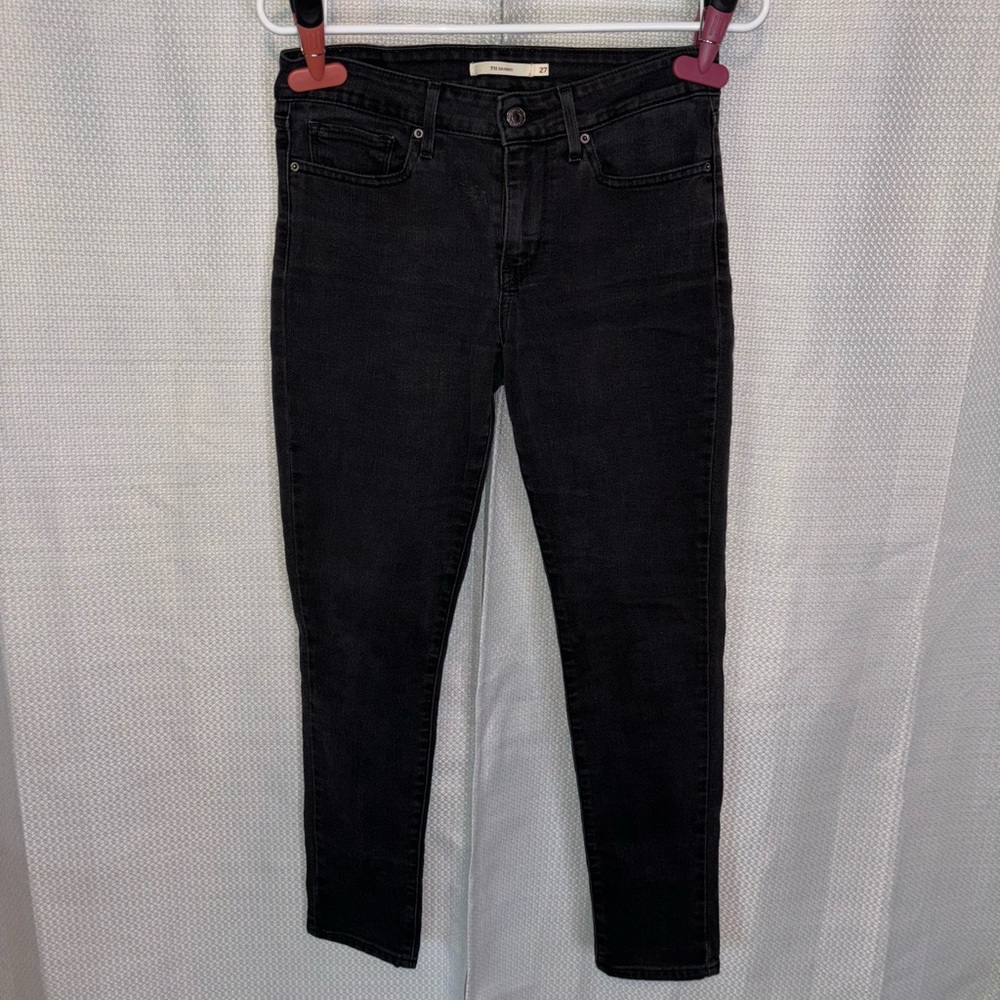 Levi's Size 27 Jeans